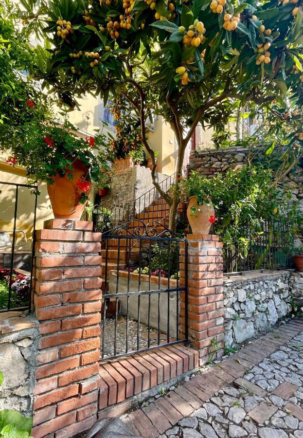 Villa Charme House Taormina Esterno foto